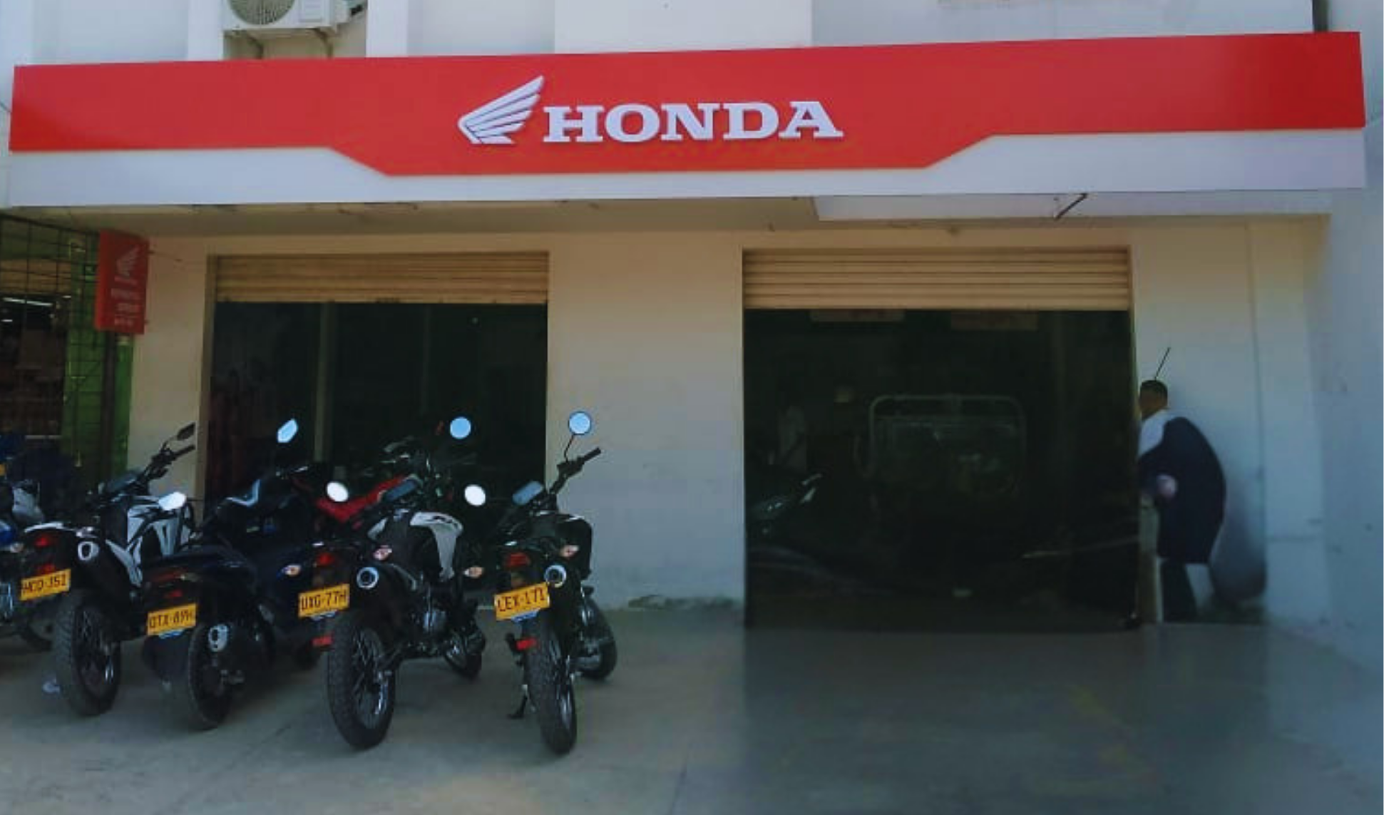 MOTO HIT HONDA ARJONA MOTO HIT HONDA ARJONA